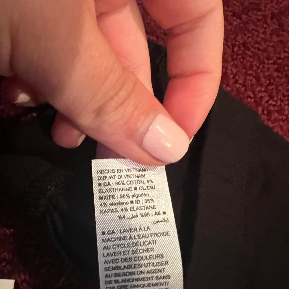 Old Navy leggings straight leg Black NWT - Picture 4 of 10